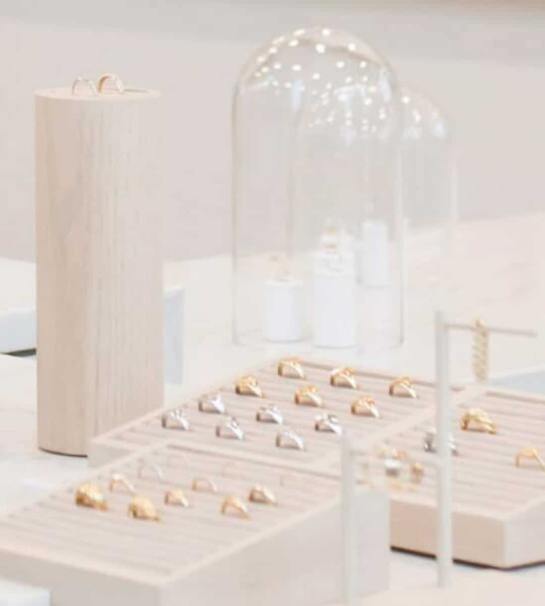 Cat Bijoux ValMode.jpg